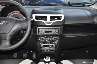 2013款QQ 1.0L手动快乐版