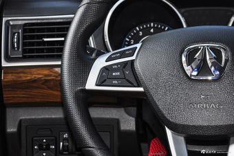 2016款北汽威旺S50 1.5T手动欢动版超越型