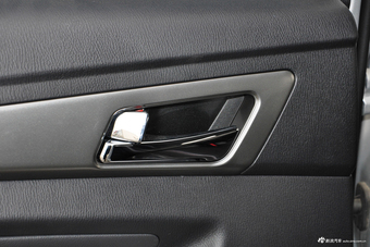 2017款欧尚1.5L手动精英型