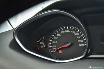 2015款东风标致308S 1.6T自动睿驰版