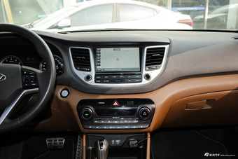 2015款全新途胜1.6T自动四驱旗舰型