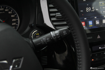 2018款欧蓝德2.0L自动两驱嘉乐版7座