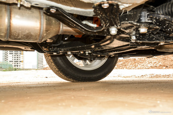 2016款长安CS75 1.8T自动尊贵型国5