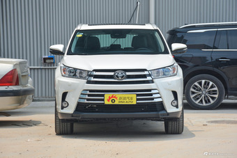 2018款汉兰达2.0T自动四驱至尊版7座