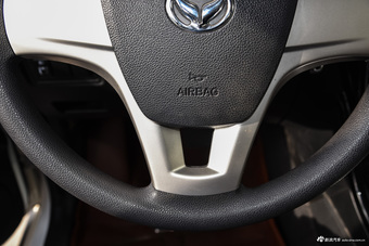 2015款北汽幻速H2 1.5L手动舒适型