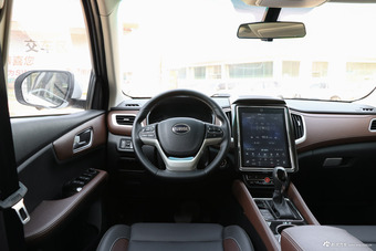 2017款斯威X7 1.5T自动智尊型