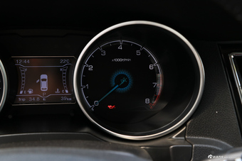 2017款众泰SR7 1.5T自动魔方之梦版