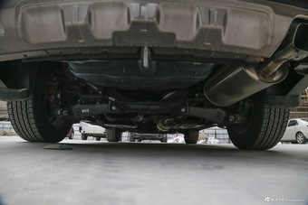 2015款哈弗H6运动版1.5T自动两驱尊享型图片