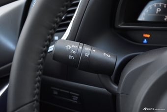 2018款马自达CX-4 2.5L自动四驱蓝天运动版