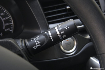 2018款哈弗H4 1.3T自动时尚型蓝标