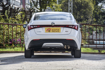 2016款名爵锐行1.5L自动风尚版