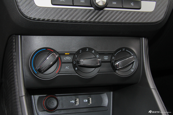 2017款名爵ZS 1.5L自动尊享互联网版