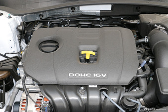 2017款起亚K5 2.0L自动15周年特别版LUX