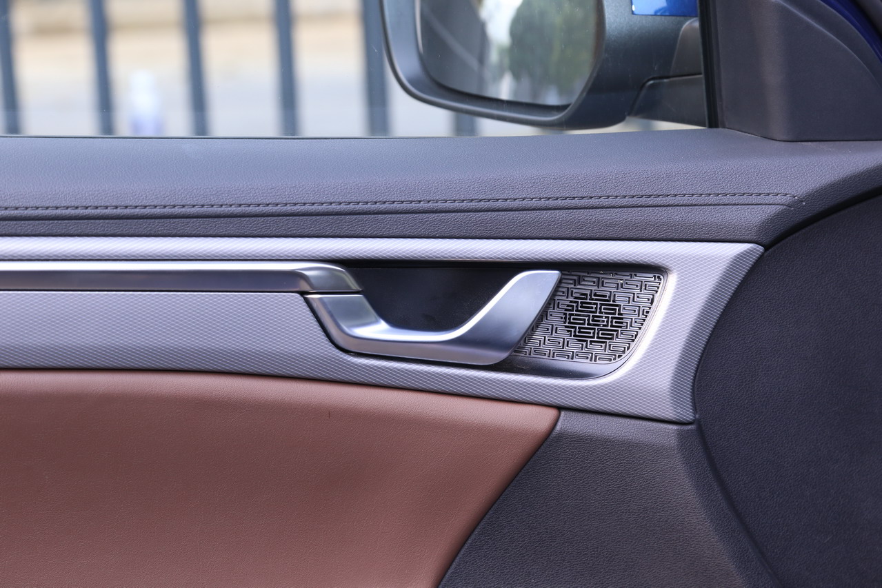 2018款吉利帝豪GL 1.4T自动旗舰型