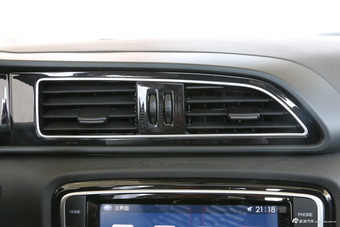 2017款骏派D60 1.8L自动豪华天窗版