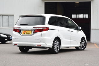 2018款奥德赛2.4L自动至尊版