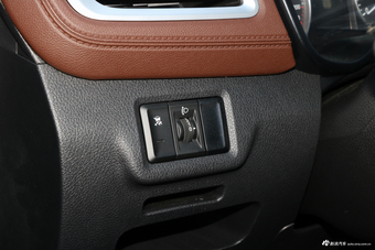 2018款斯威X7 1.5T自动智享型7座