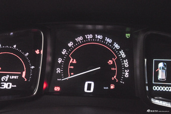 2015款DS 5 1.6T自动豪华版THP160