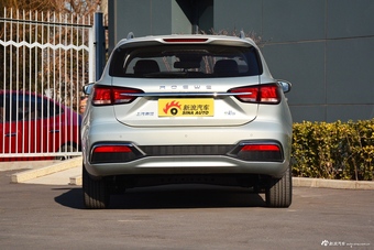 2019款荣威Ei5 智联至尊版 