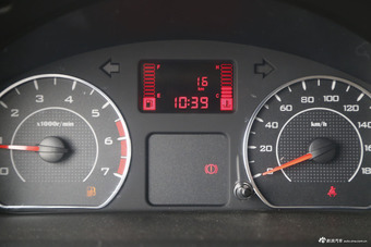 2016款五菱荣光V 1.5L手动实用型