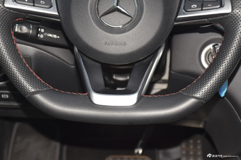 2017款奔驰CLA级改款 2.0T自动220 4MATIC