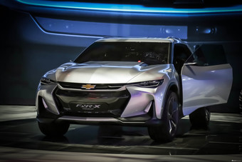 通用全新SUV实车图泄露 比雷克萨斯豪华