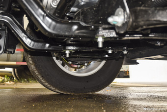 2016款驭胜S350 2.0T自动四驱汽油豪华版5座