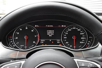 2017款奥迪A7 2.0T自动40TFSI quattro技术型