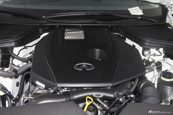 2016款英菲尼迪Q50L 2.0T自动舒适版