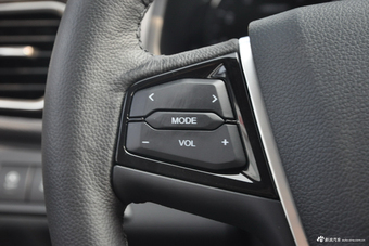 	2017款森雅R7 1.6L 手动智能型