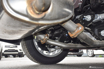 2016款英菲尼迪Q50L 2.0T自动悦享版