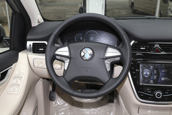 2016款腾势尊贵版