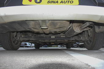 2017款起亚K2 1.6L自动Premium三厢