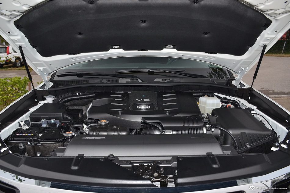 2017款途乐5.6L自动标准型