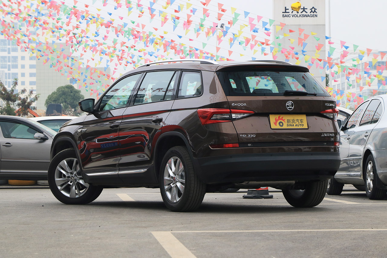 2017款柯迪亚克1.8T自动330TSI两驱舒适版5座 