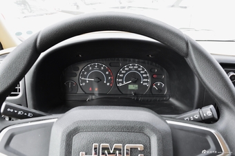 2017款特顺2.4L手动商务型短轴中顶11/12座4G69S4N