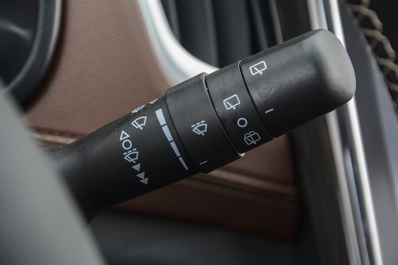 2017款斯威X7 1.5T自动智享型 