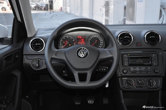 2019款捷达梦想版1.4L手动时尚型