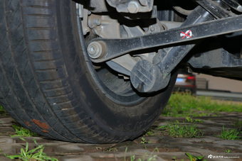 2017款雪铁龙C5 1.8T自动380THP尊贵型