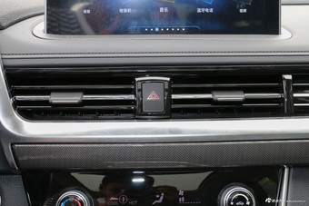 2018款君马SEEK 5（赛克5）1.5T自动领尚版