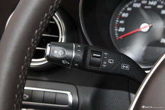 2018款奔驰GLC260 2.0T自动 4MATIC豪华型