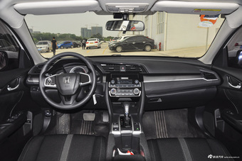 2016款思域1.0T自动180 TURBO舒适版图片