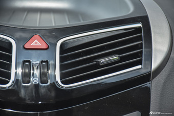 2015款海马S5 1.6L手动豪华型天窗版