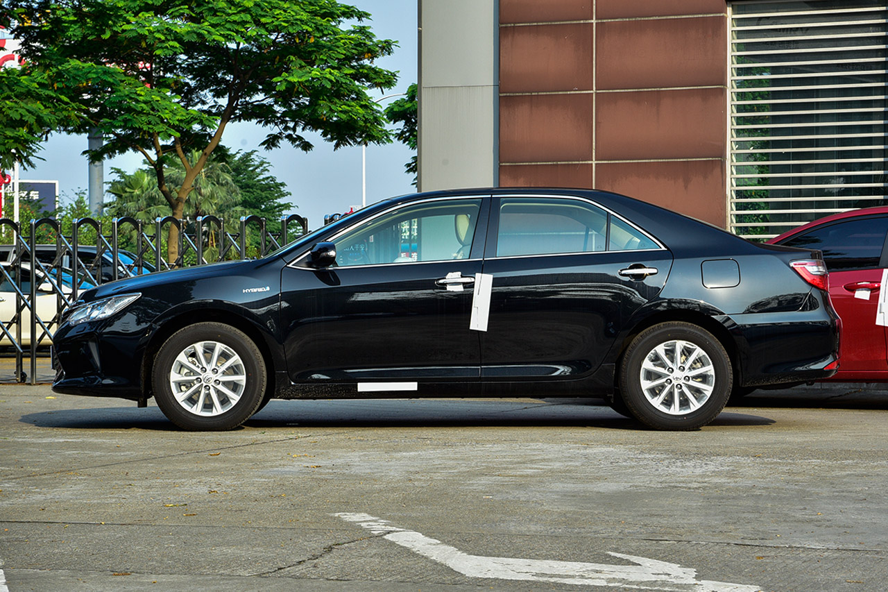 2015款凯美瑞2.5L豪华导航版HG