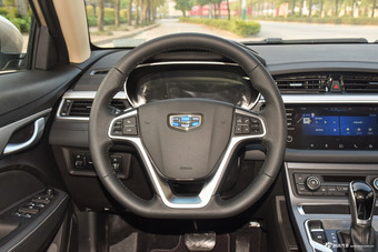 2018款吉利帝豪1.5L自动向上互联版