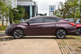 2016款轩逸1.8L自动XV智尊版