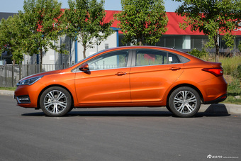 2017款艾瑞泽5 1.5L自动尊贵版 