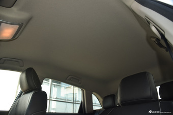 2015款众泰T600 1.5T手动豪华型 冰川白