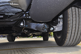 2016款东风风神AX7 2.0L自动智逸型