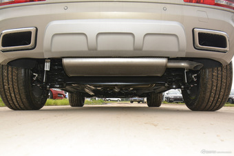 2016款众泰SR7 1.5T自动魔方之路版